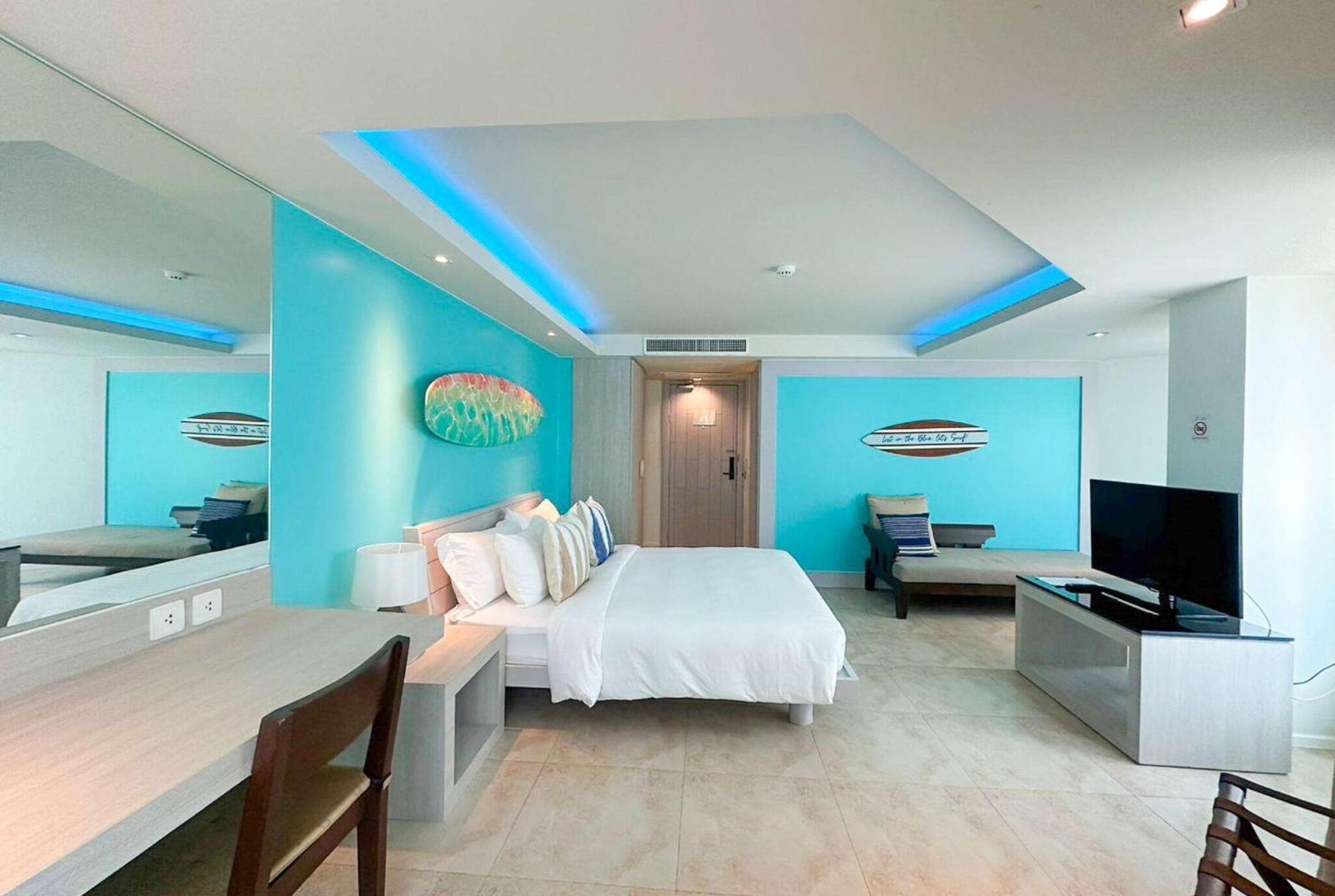 Zenmaya Oceanfront Phuket, Trademark Collection By Wyndham Patong Экстерьер фото